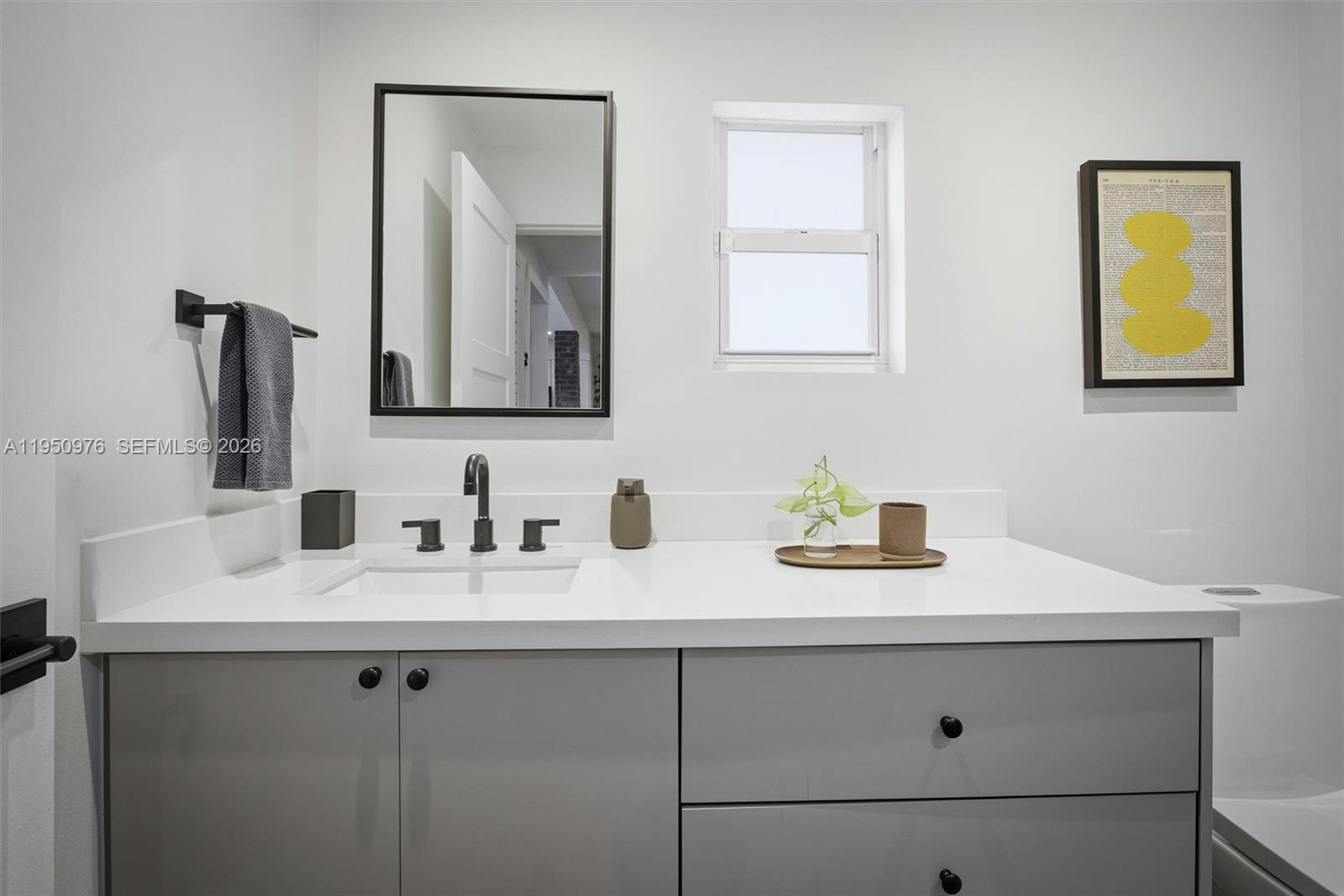 565 South Dr Miami Springs, FL 33166