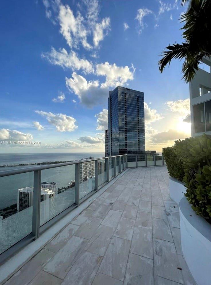image Brickell House15