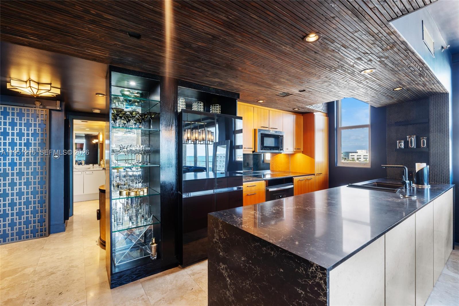 200 Ocean Dr #8F Miami Beach, FL 33139