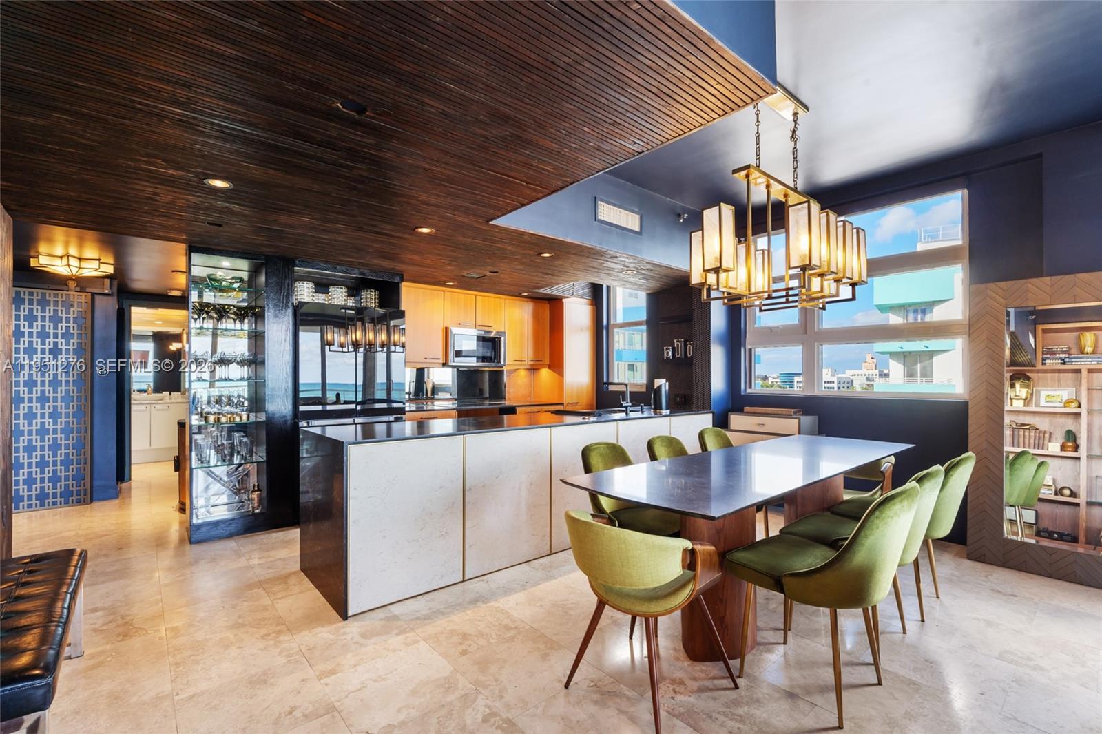 200 Ocean Dr #8F Miami Beach, FL 33139