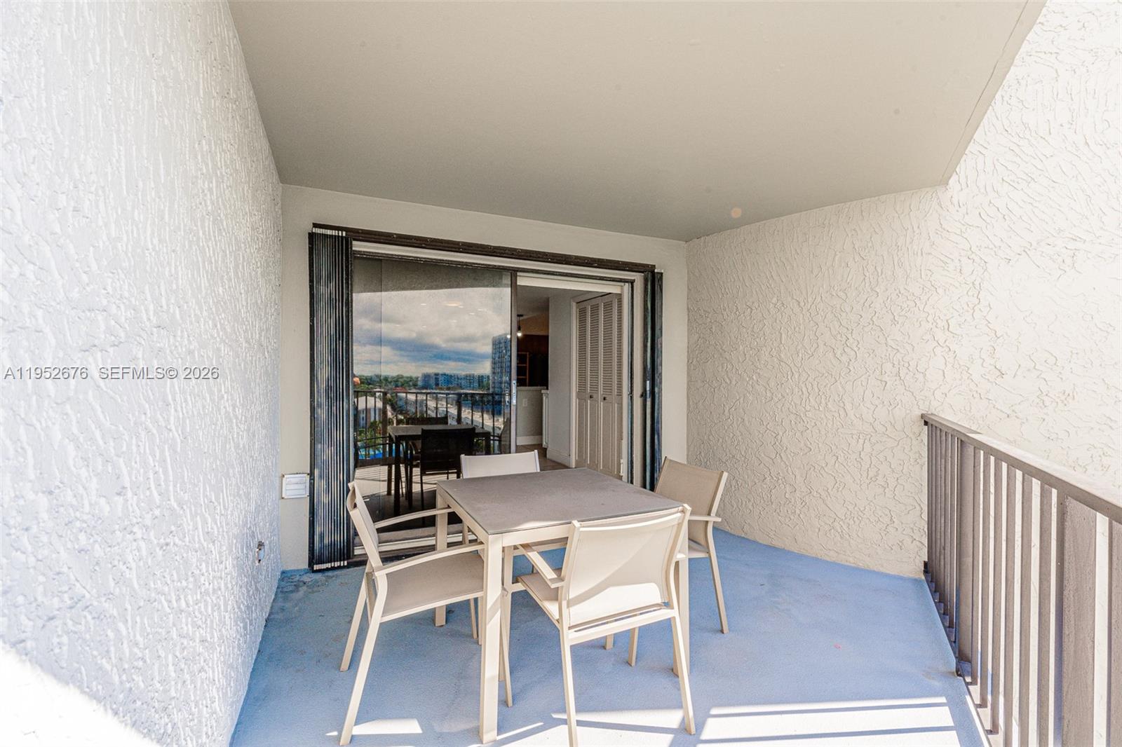 1800 NE 114th St #909 Miami, FL 33181