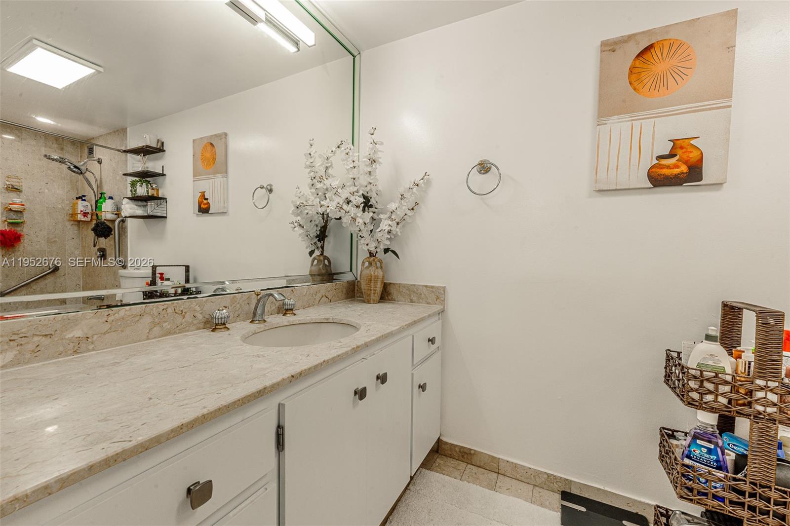 1800 NE 114th St #909 Miami, FL 33181