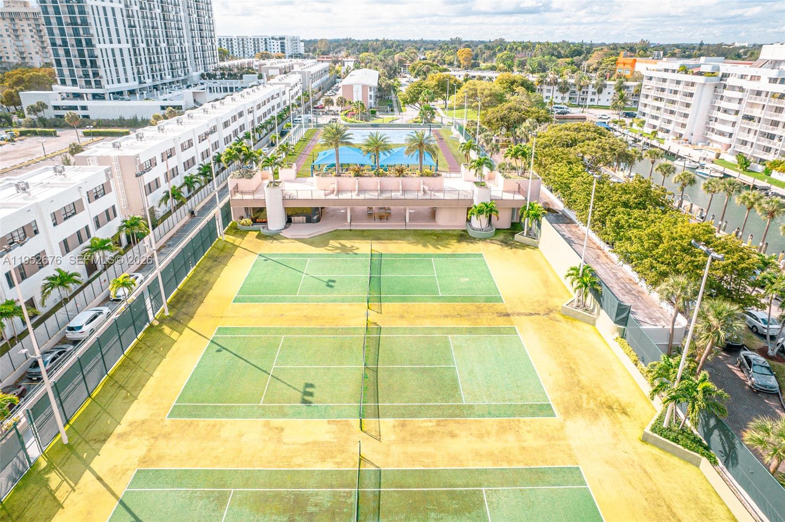 1800 NE 114th St #909 Miami, FL 33181