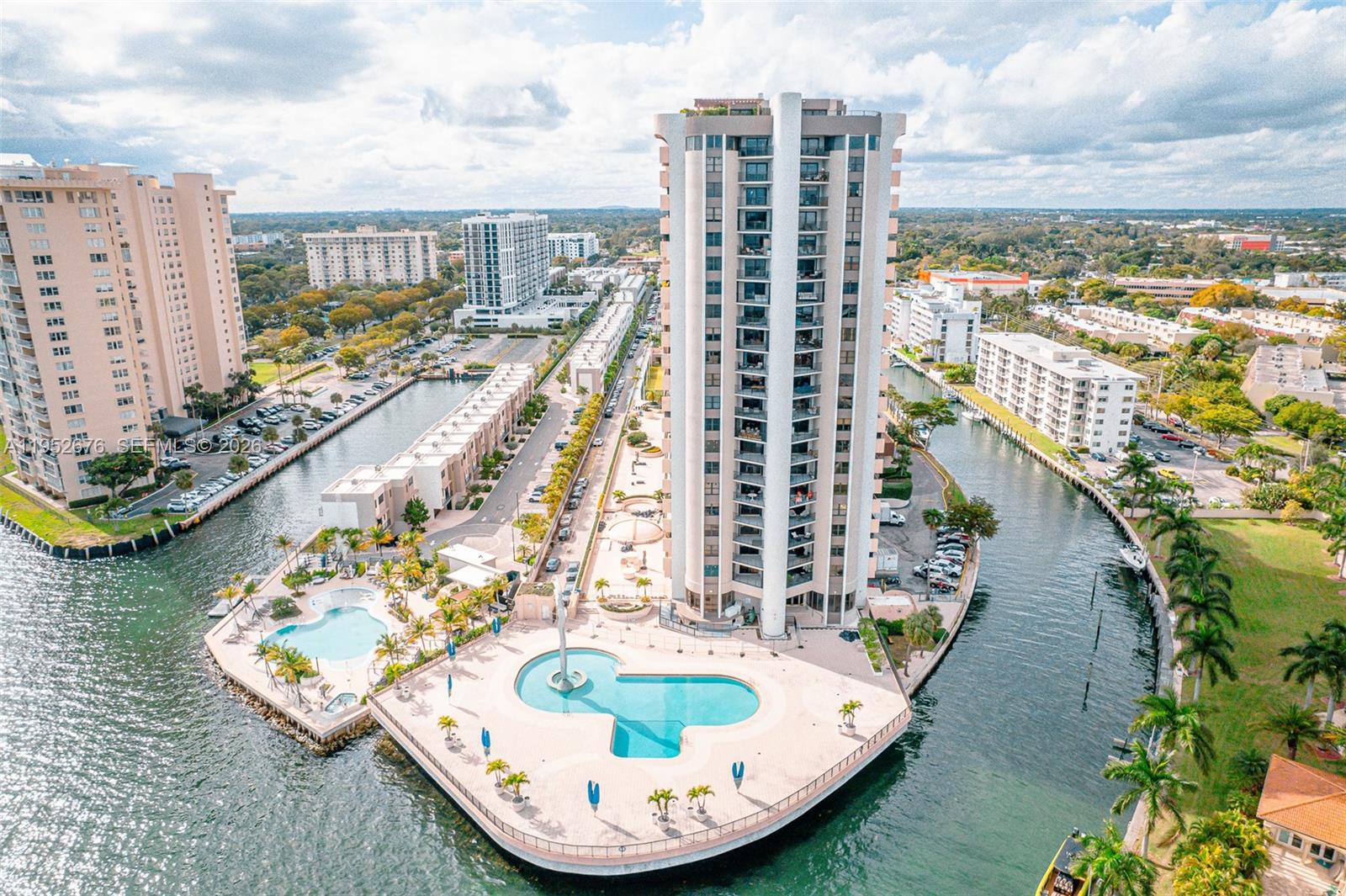 1800 NE 114th St #909 Miami, FL 33181