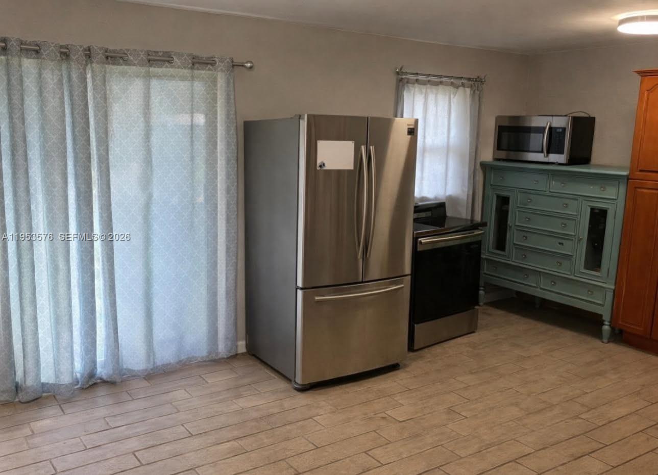 10010 SW 161st St Miami, FL 33157