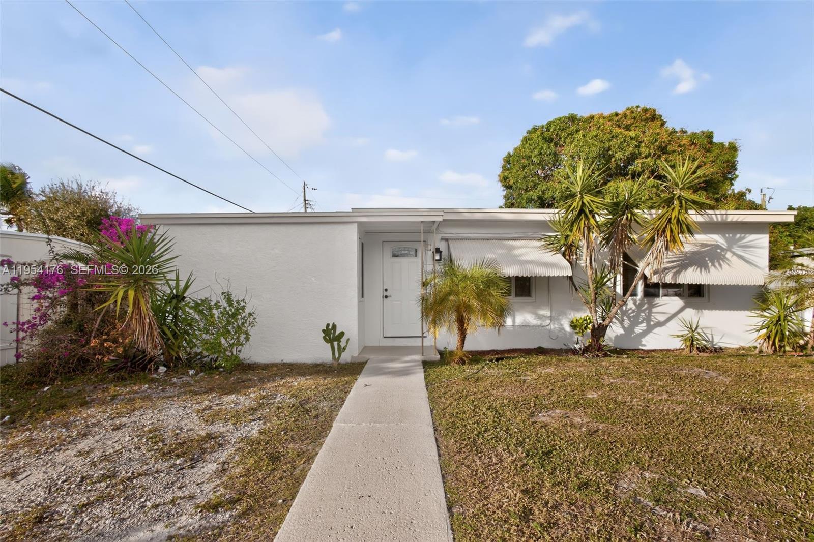 171 Tulip Tree Dr Lake Worth, FL 33462