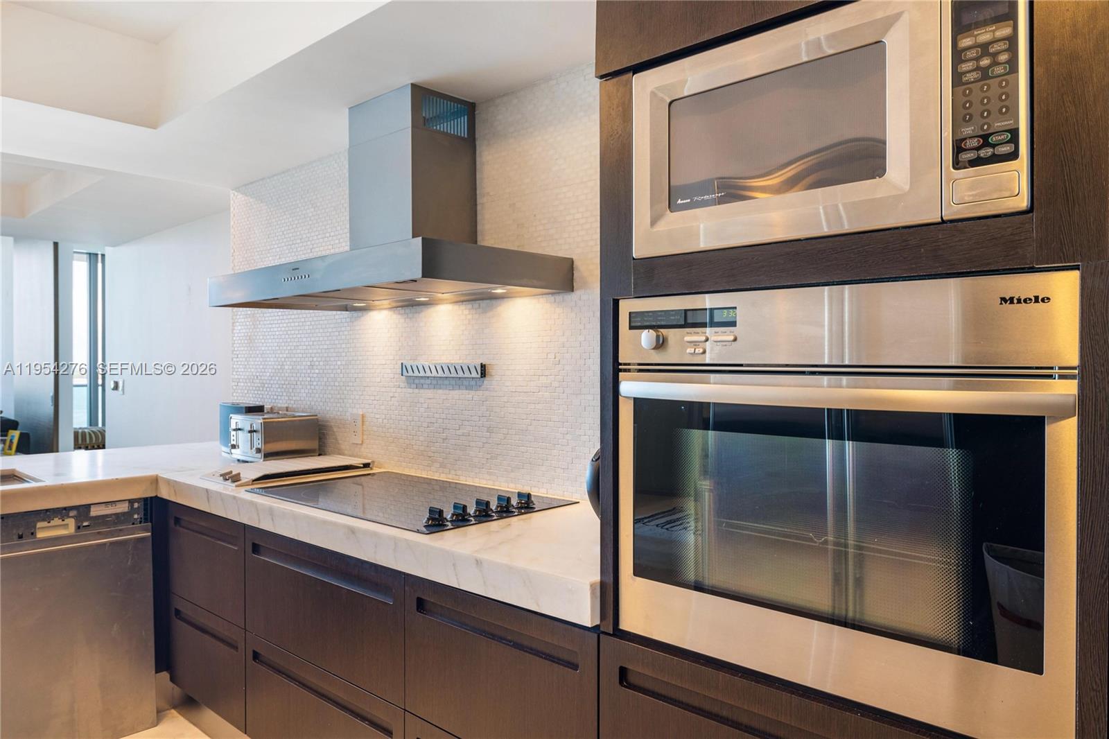 1331 Brickell Bay Dr #1703 Miami, FL 33131