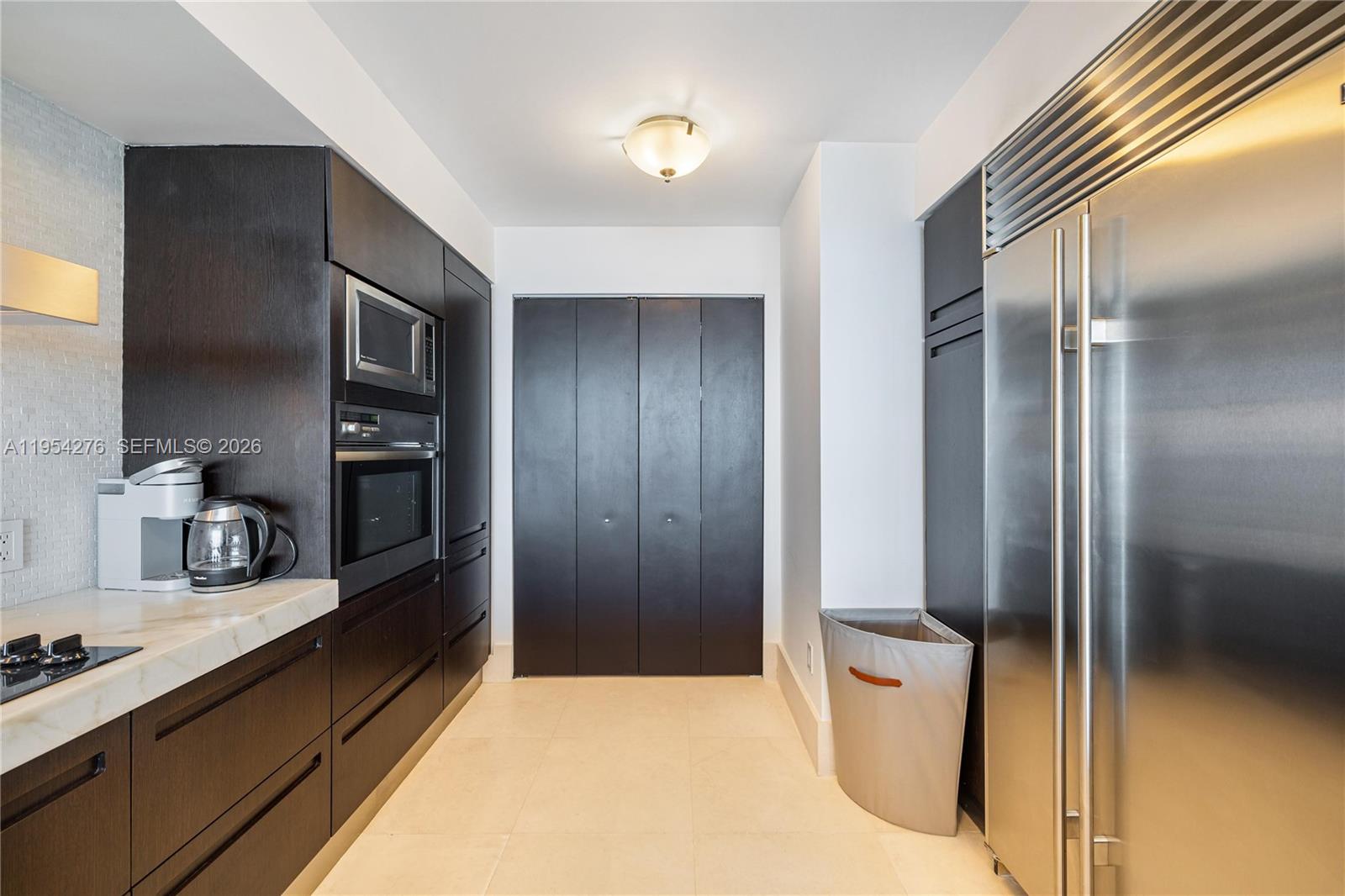 1331 Brickell Bay Dr #1703 Miami, FL 33131