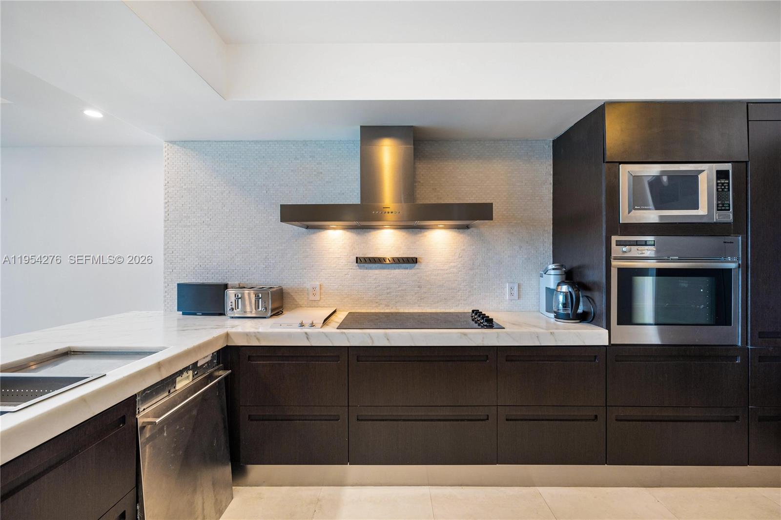 1331 Brickell Bay Dr #1703 Miami, FL 33131