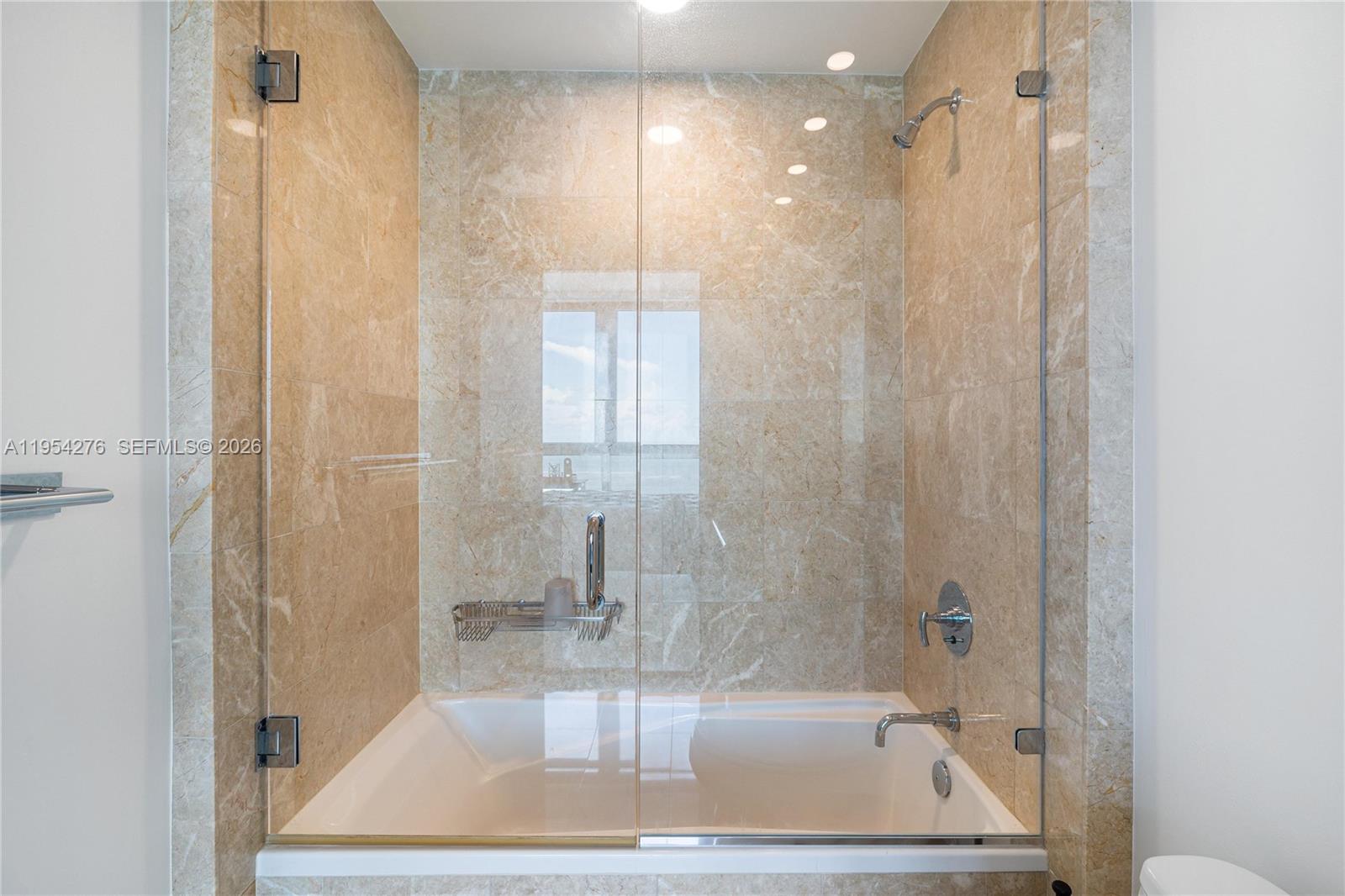 1331 Brickell Bay Dr #1703 Miami, FL 33131