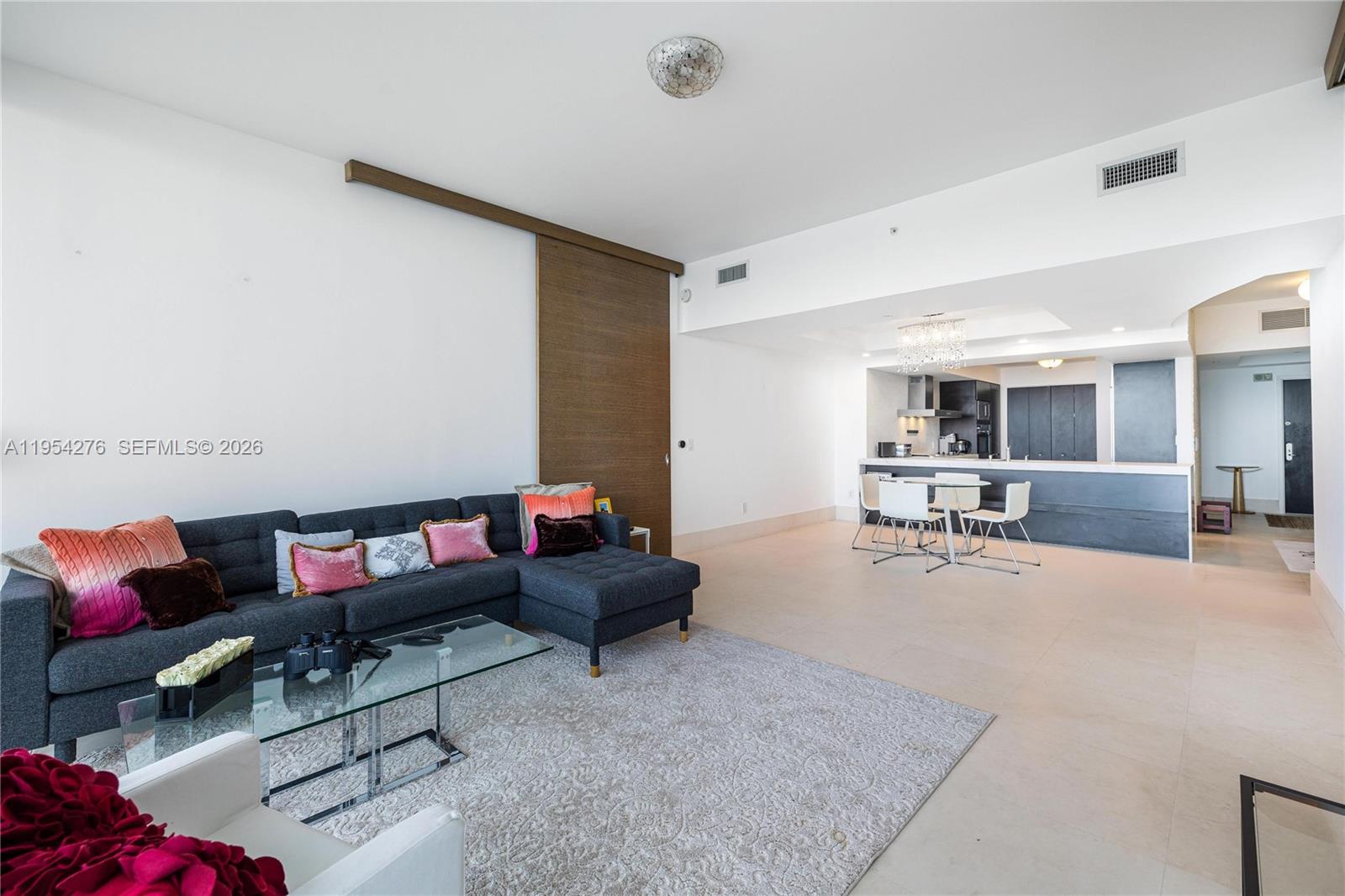 1331 Brickell Bay Dr #1703 Miami, FL 33131