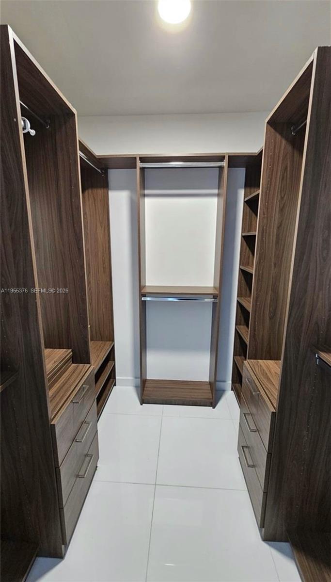 image Paramount Miami Worldcenter19