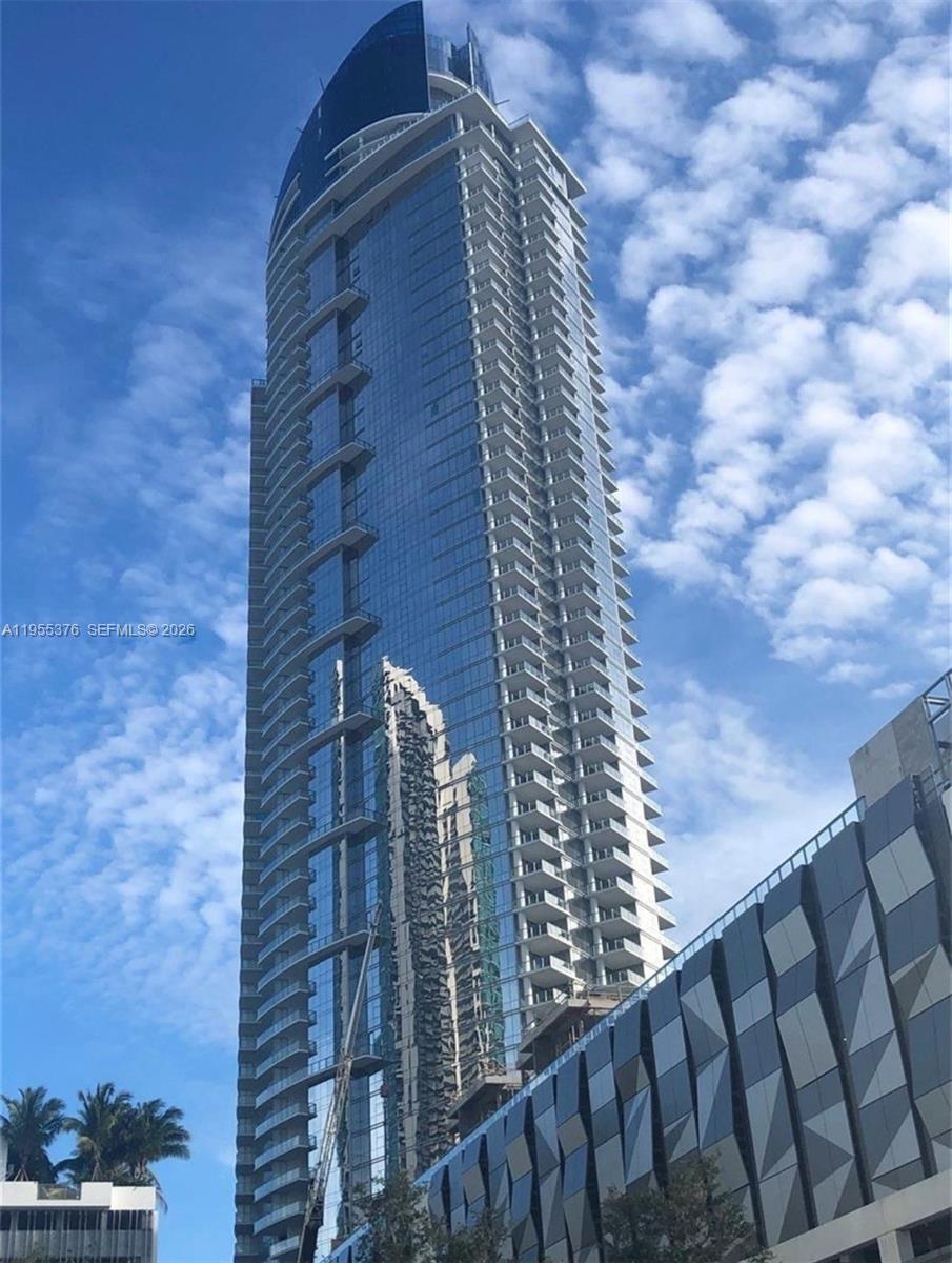 image Paramount Miami Worldcenter37