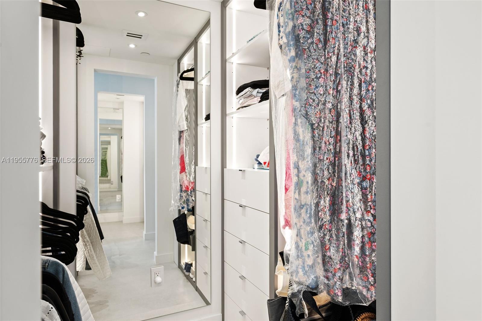 10205 Collins Ave #1203 Bal Harbour, FL 33154