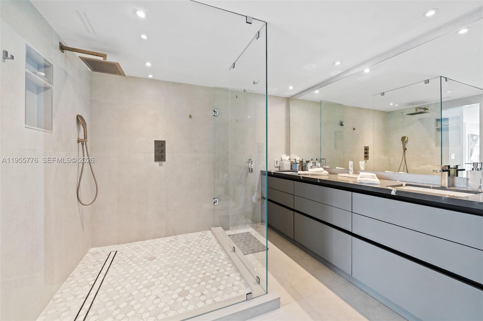 10205 Collins Ave #1203 Bal Harbour, FL 33154