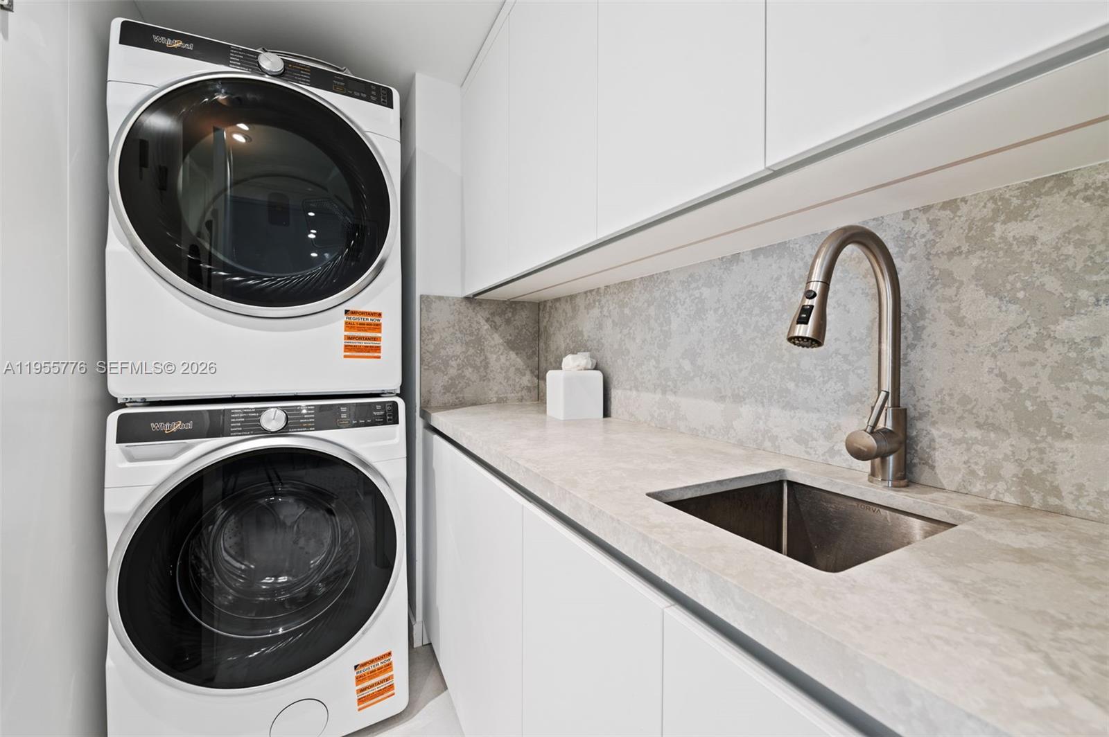 10205 Collins Ave #1203 Bal Harbour, FL 33154