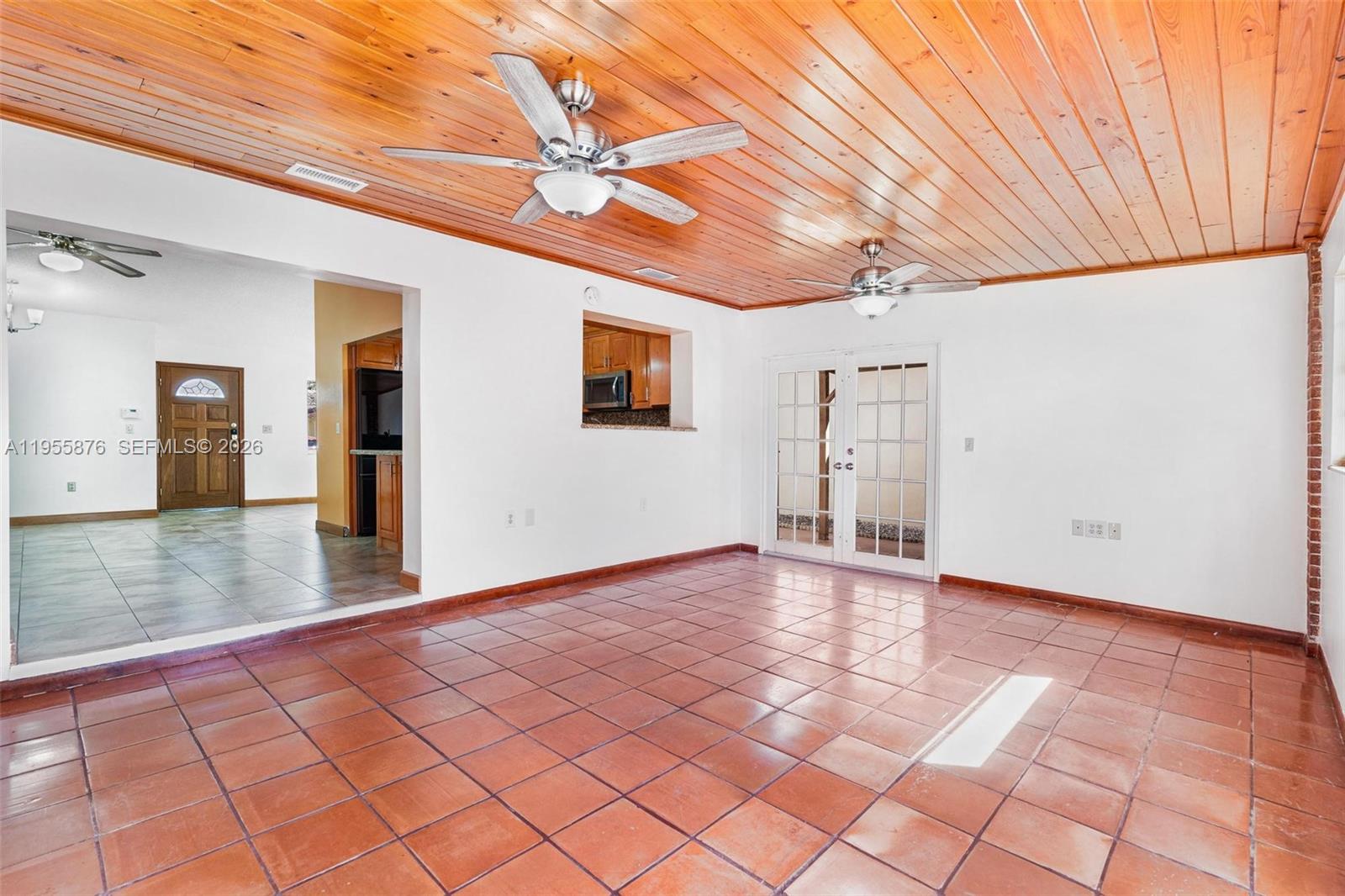 7476 SW 112th Pl Miami, FL 33173