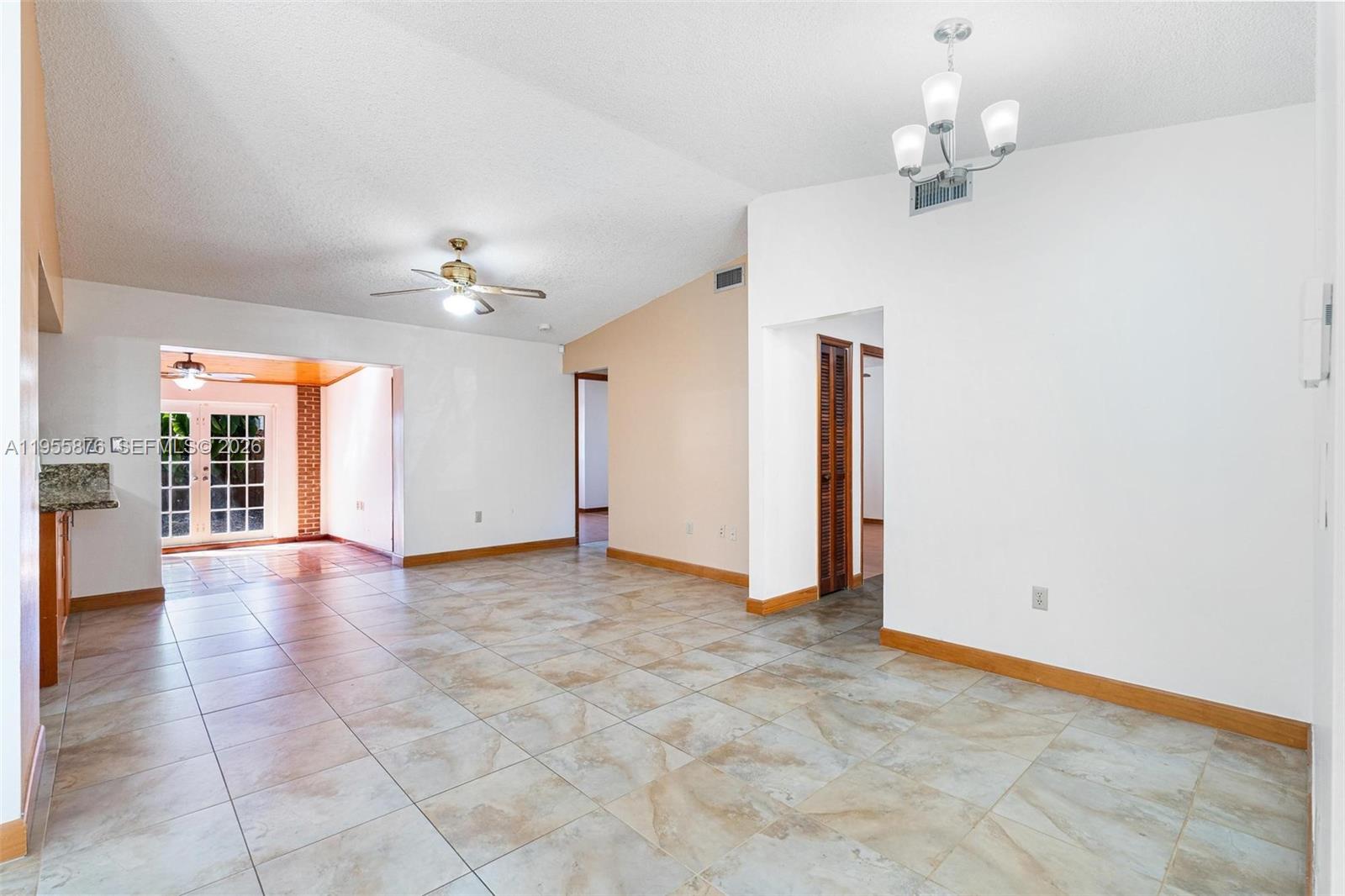 7476 SW 112th Pl Miami, FL 33173