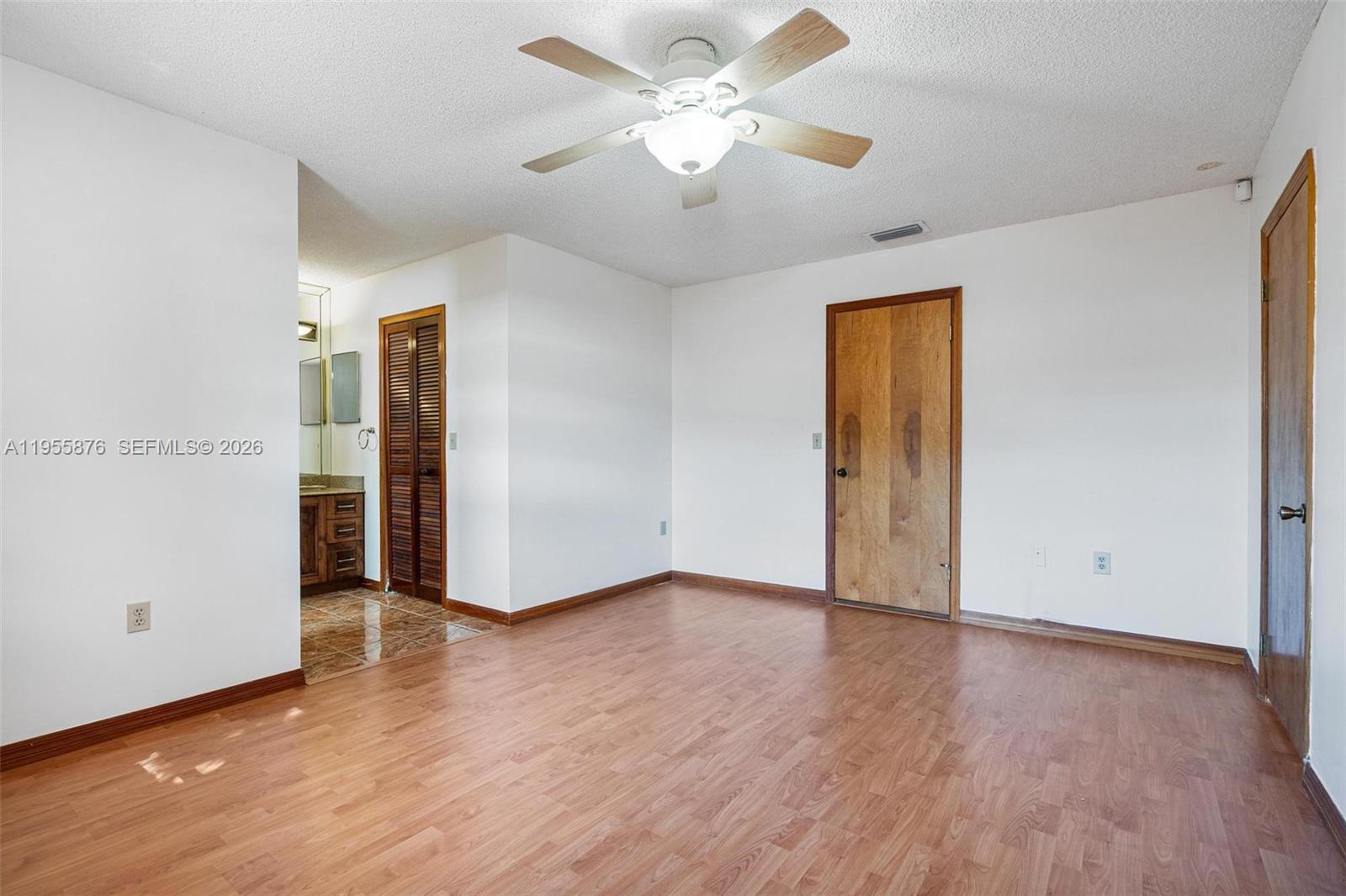 7476 SW 112th Pl Miami, FL 33173