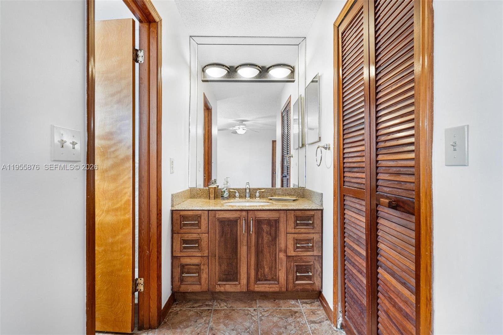 7476 SW 112th Pl Miami, FL 33173