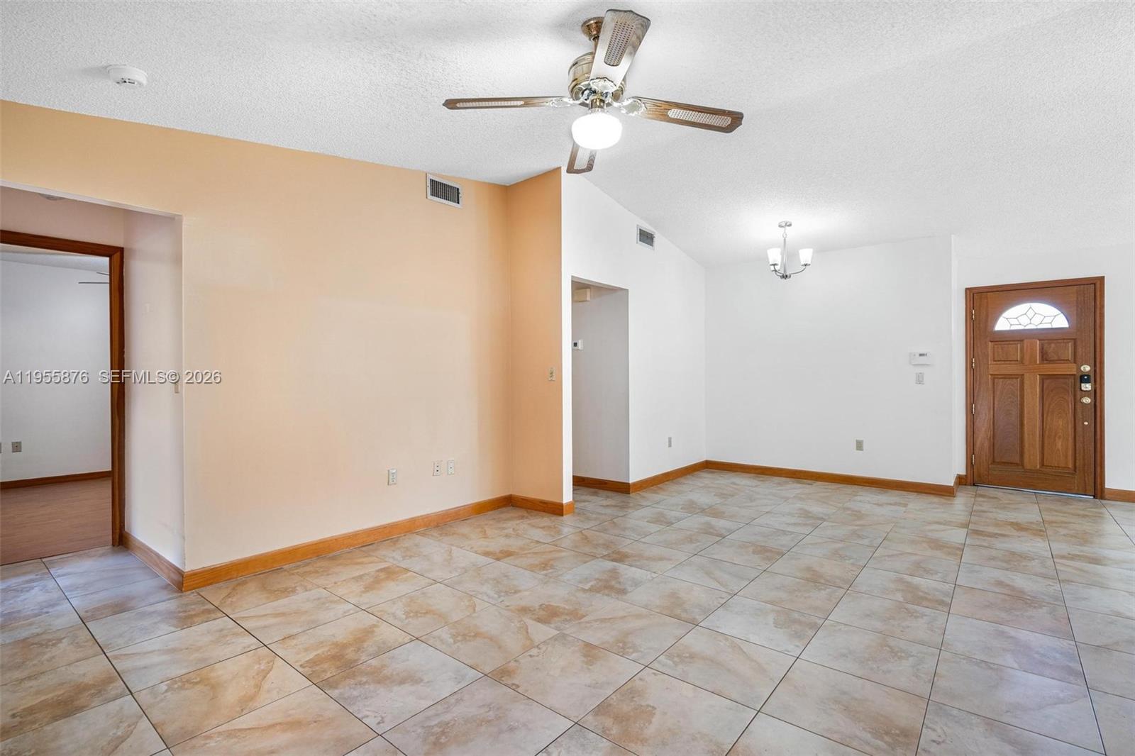 7476 SW 112th Pl Miami, FL 33173