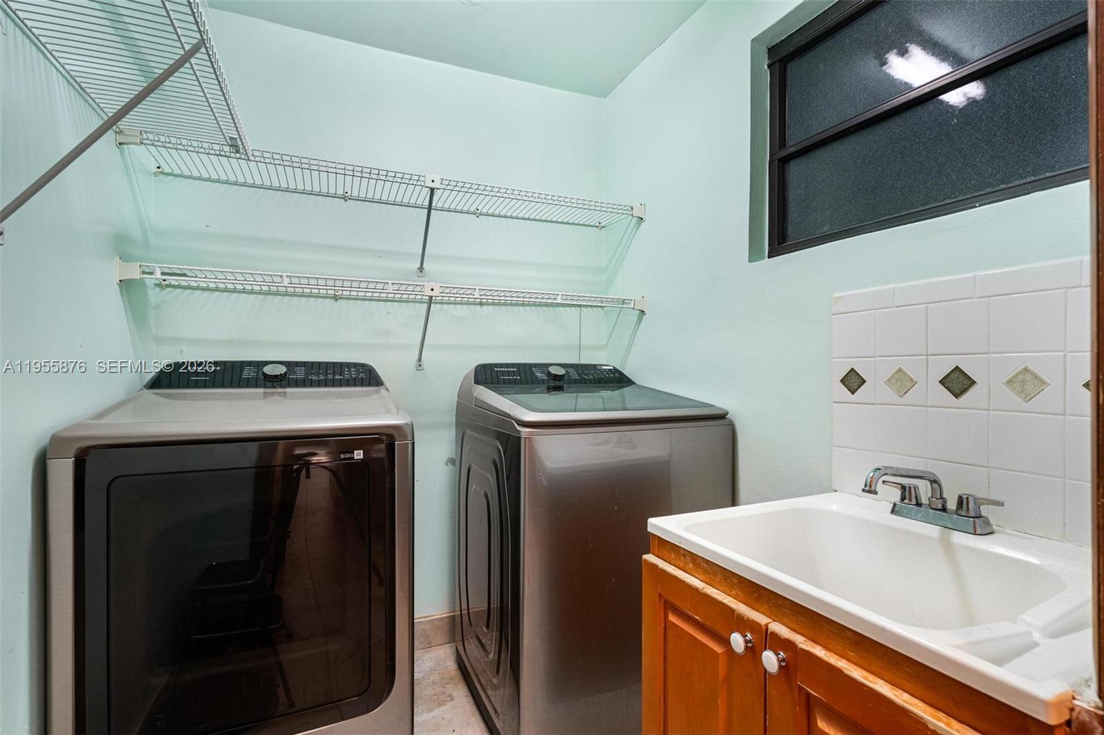 7476 SW 112th Pl Miami, FL 33173