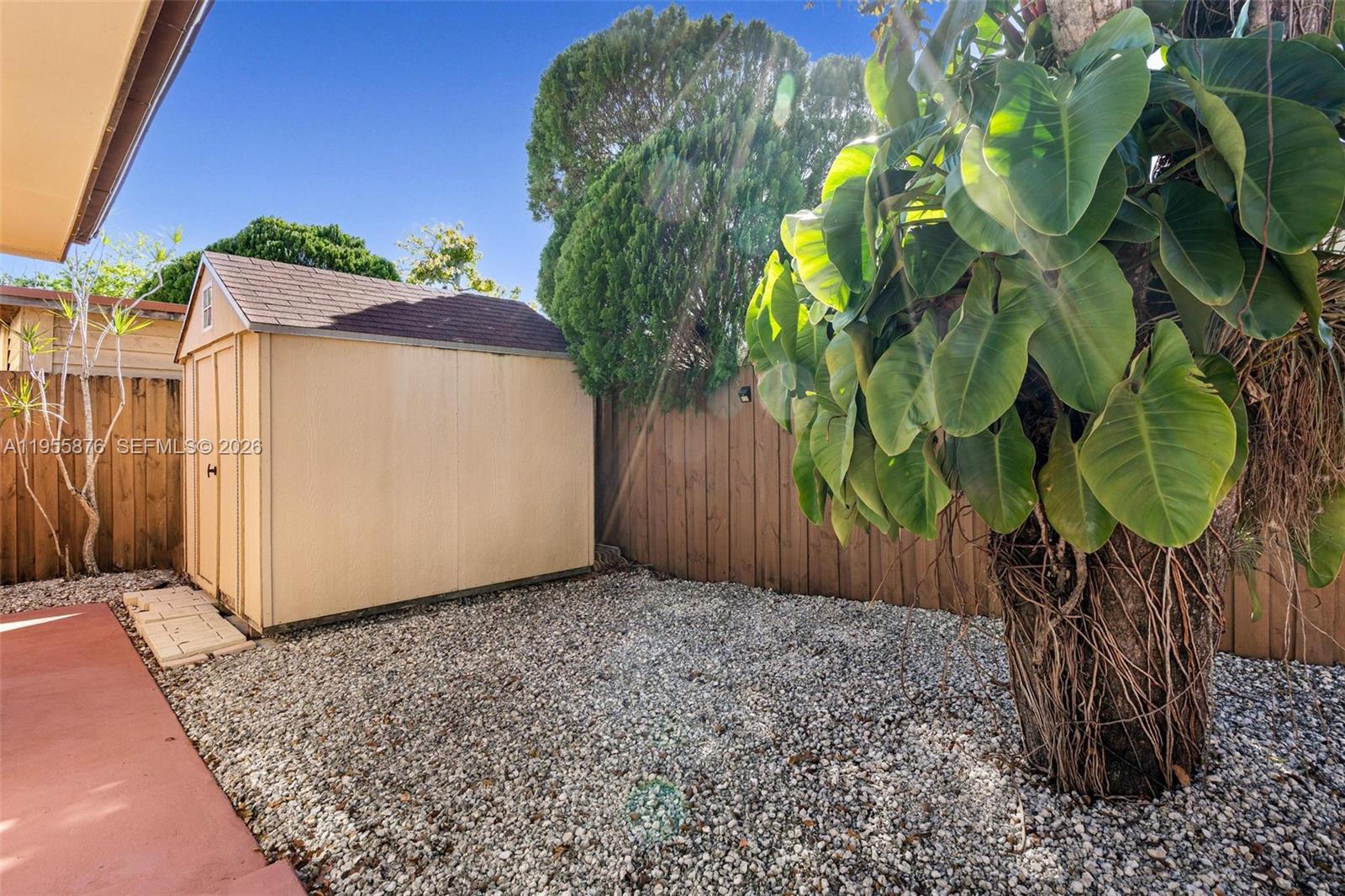 7476 SW 112th Pl Miami, FL 33173