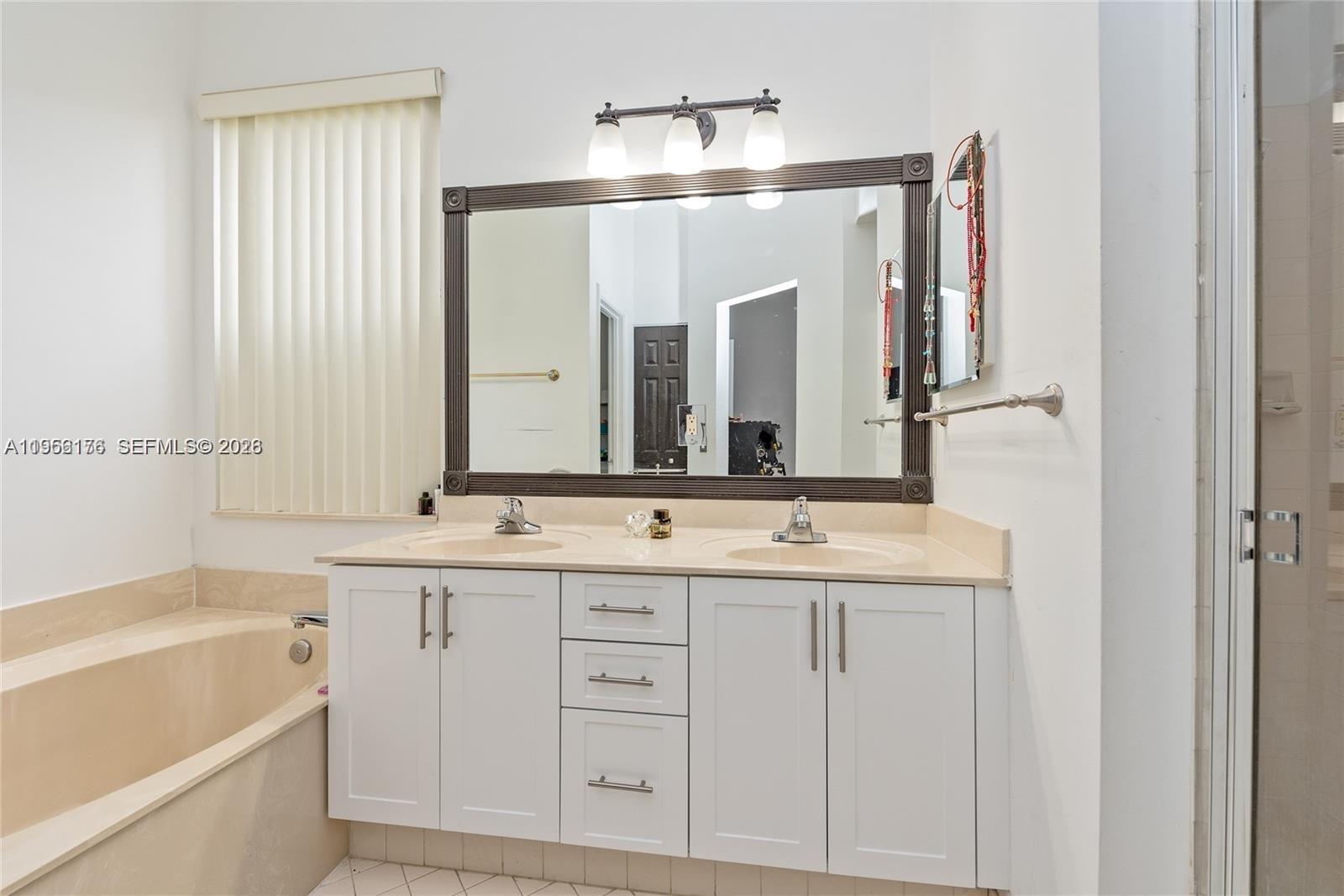 625 Bald Cypress Rd Weston, FL 33327