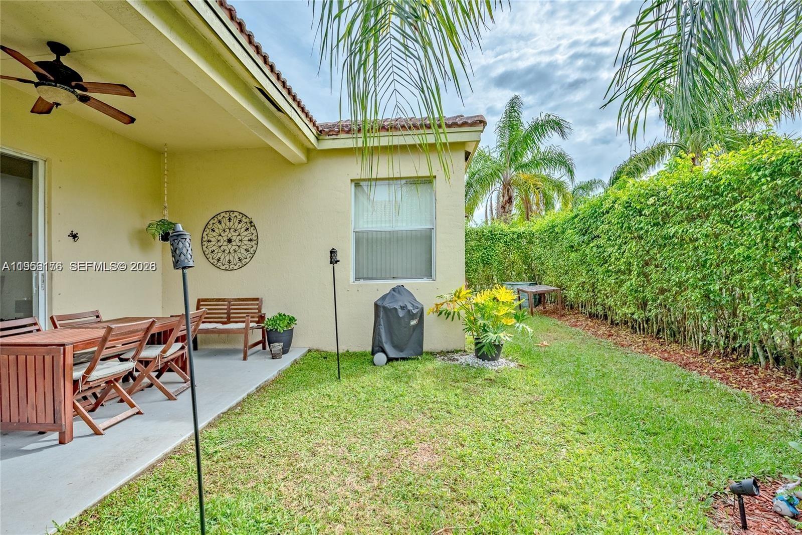 625 Bald Cypress Rd Weston, FL 33327