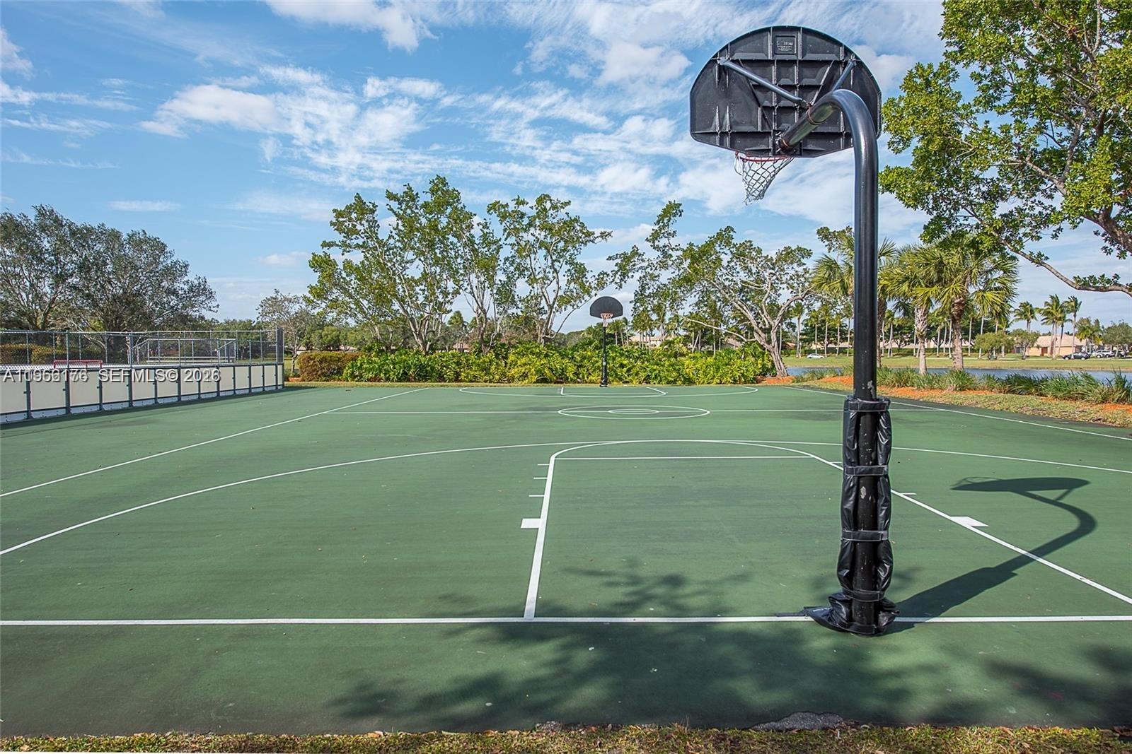 625 Bald Cypress Rd Weston, FL 33327