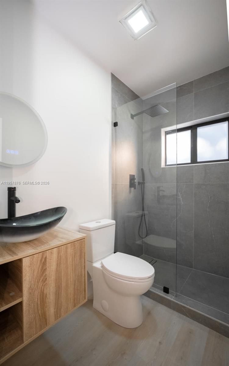 15411 NE 10th Ave North Miami Beach, FL 33162