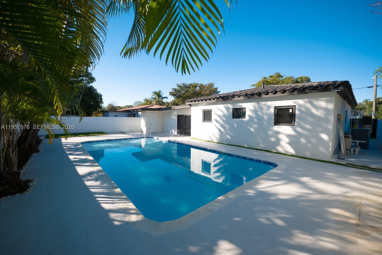 15411 NE 10th Ave North Miami Beach, FL 33162