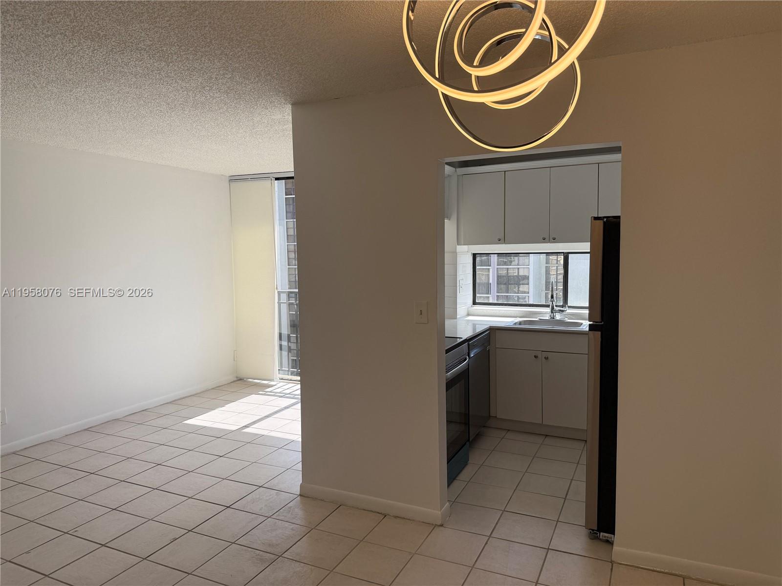 16919 N Bay Rd #617 Sunny Isles Beach, FL 33160