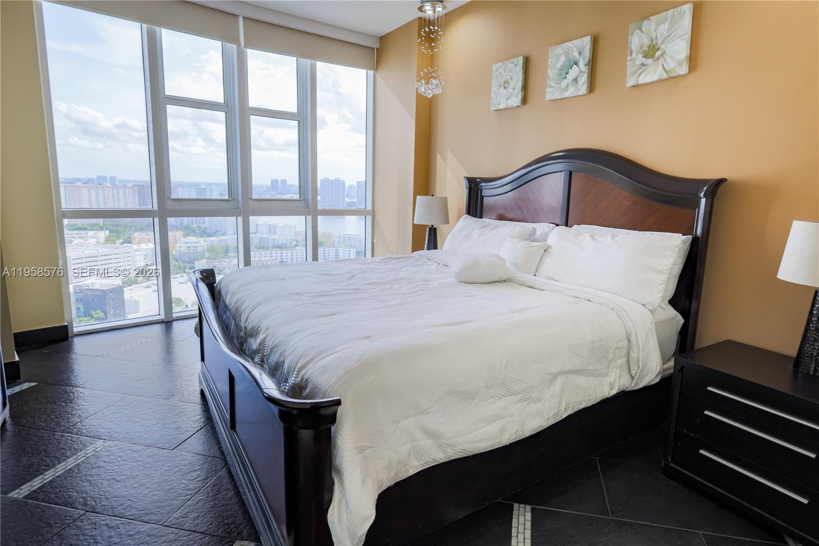 image Trump Royale19