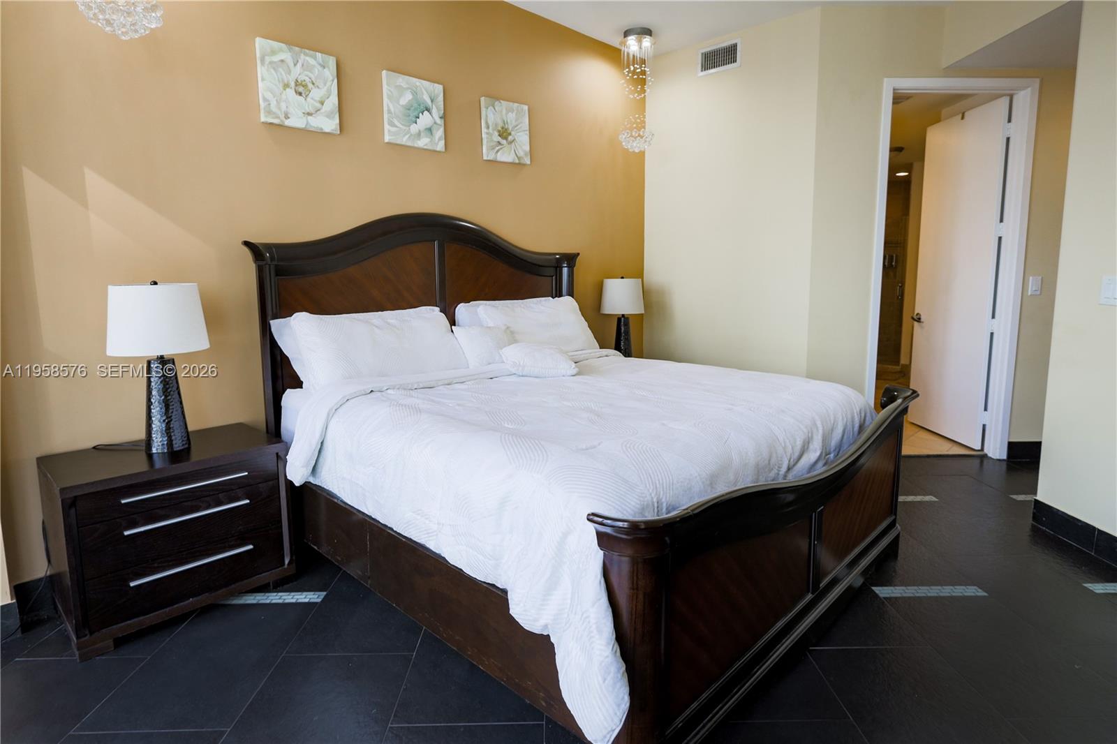 image Trump Royale20