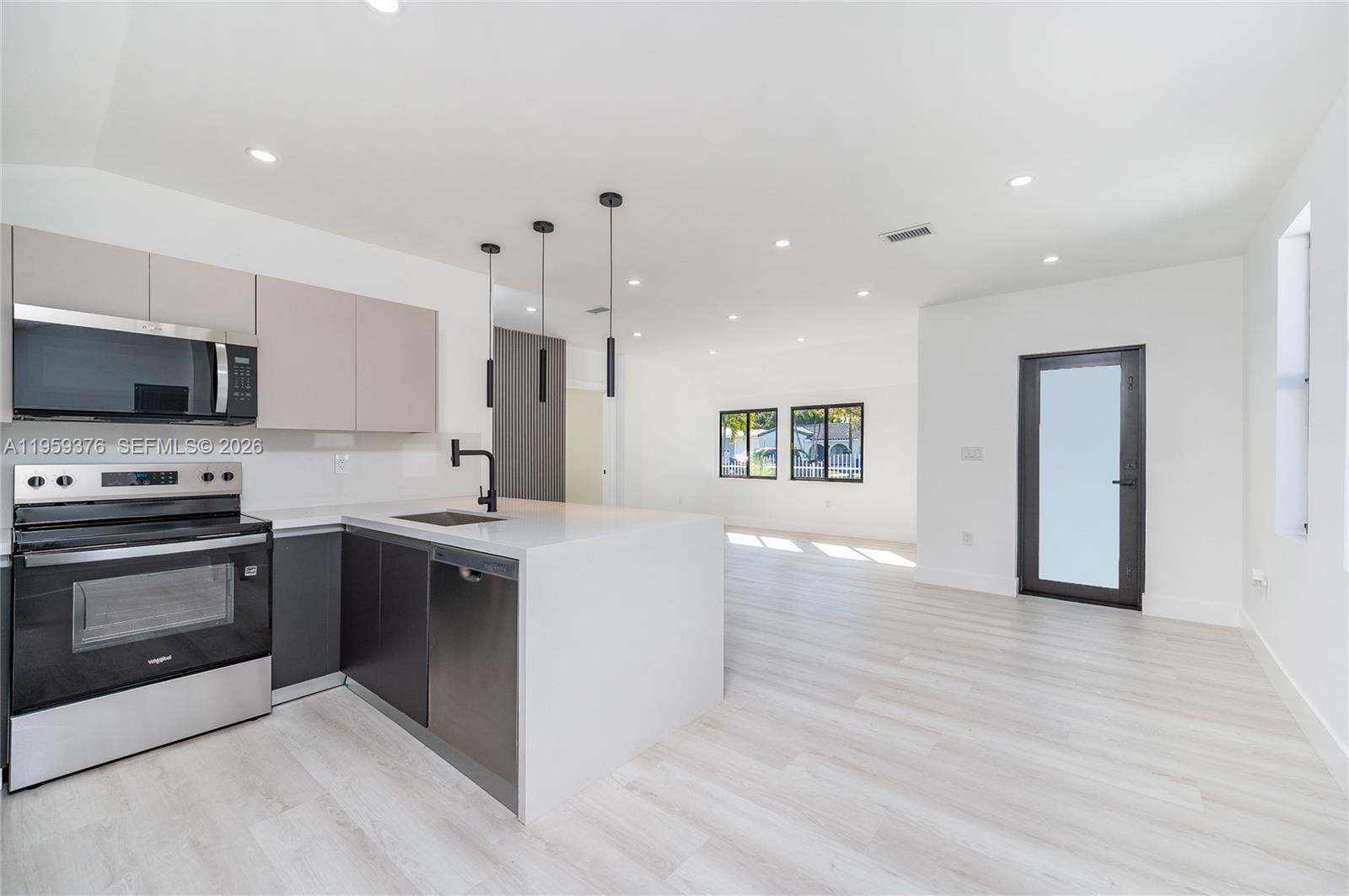 2363 SW 11th Ter Miami, FL 33135