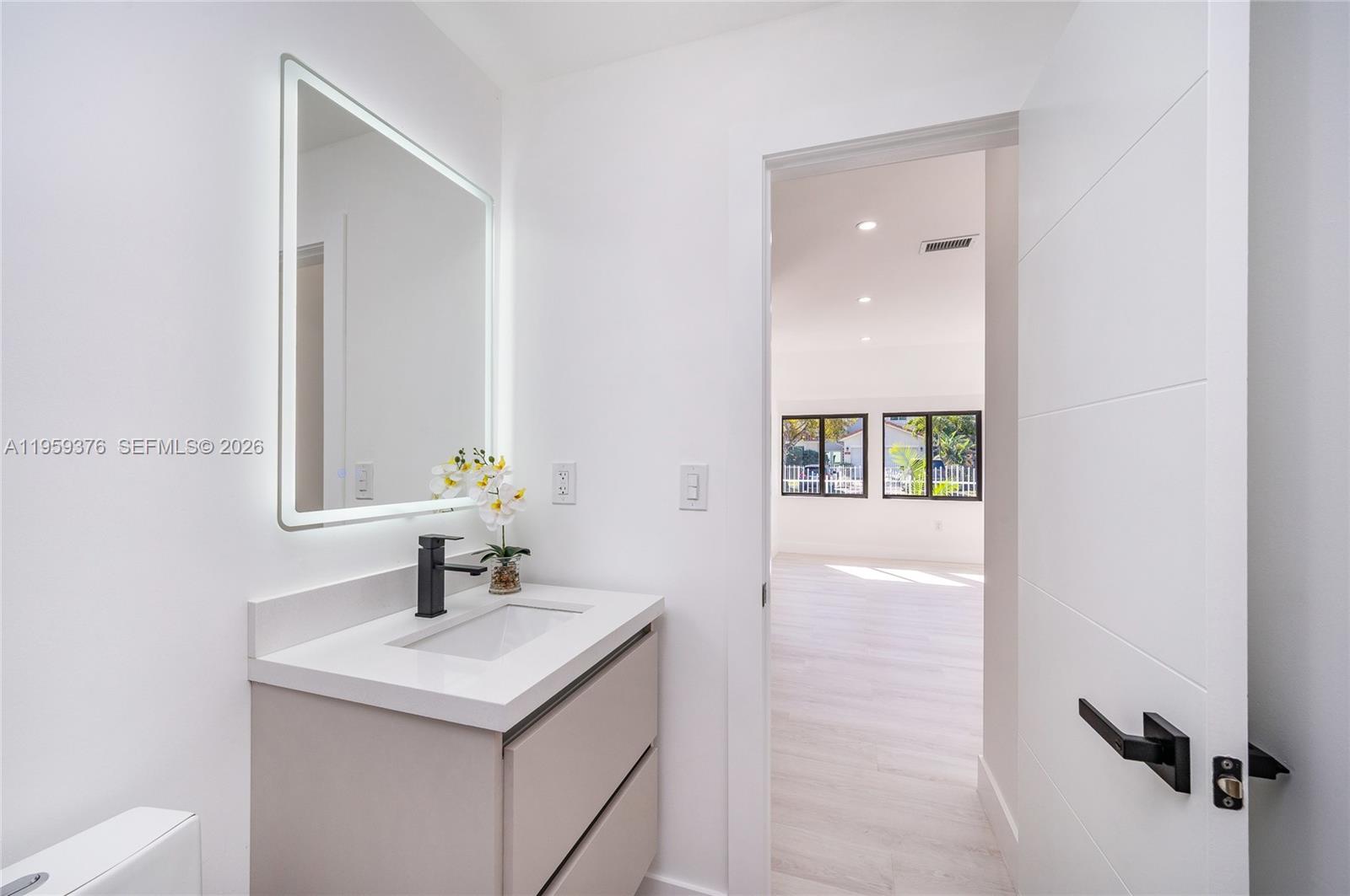 2363 SW 11th Ter Miami, FL 33135