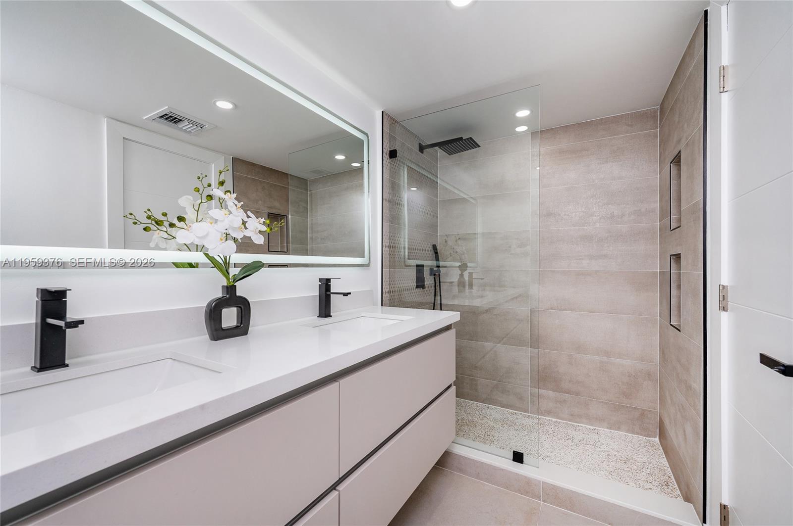 2363 SW 11th Ter Miami, FL 33135