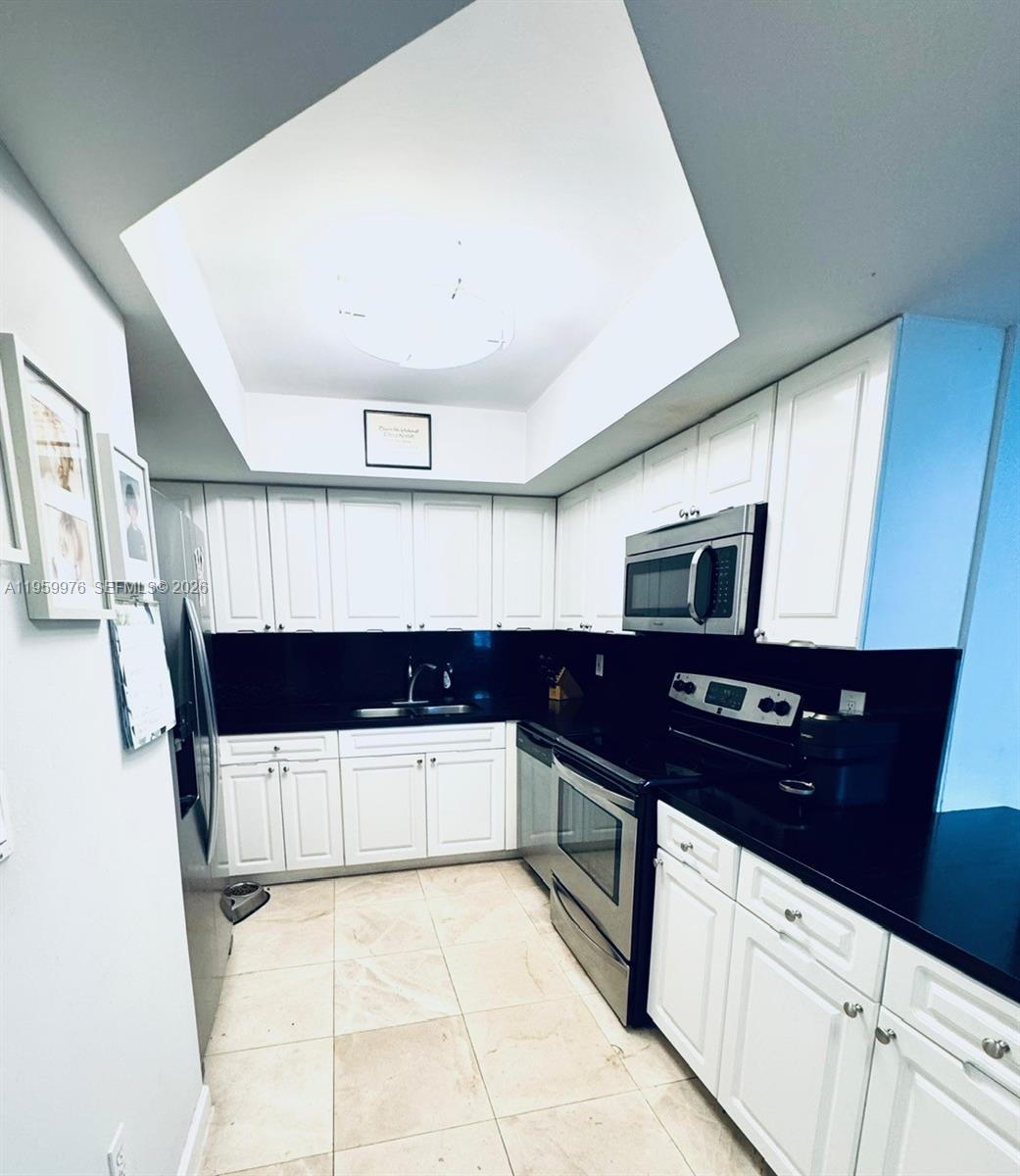 image Sunset Harbour North8