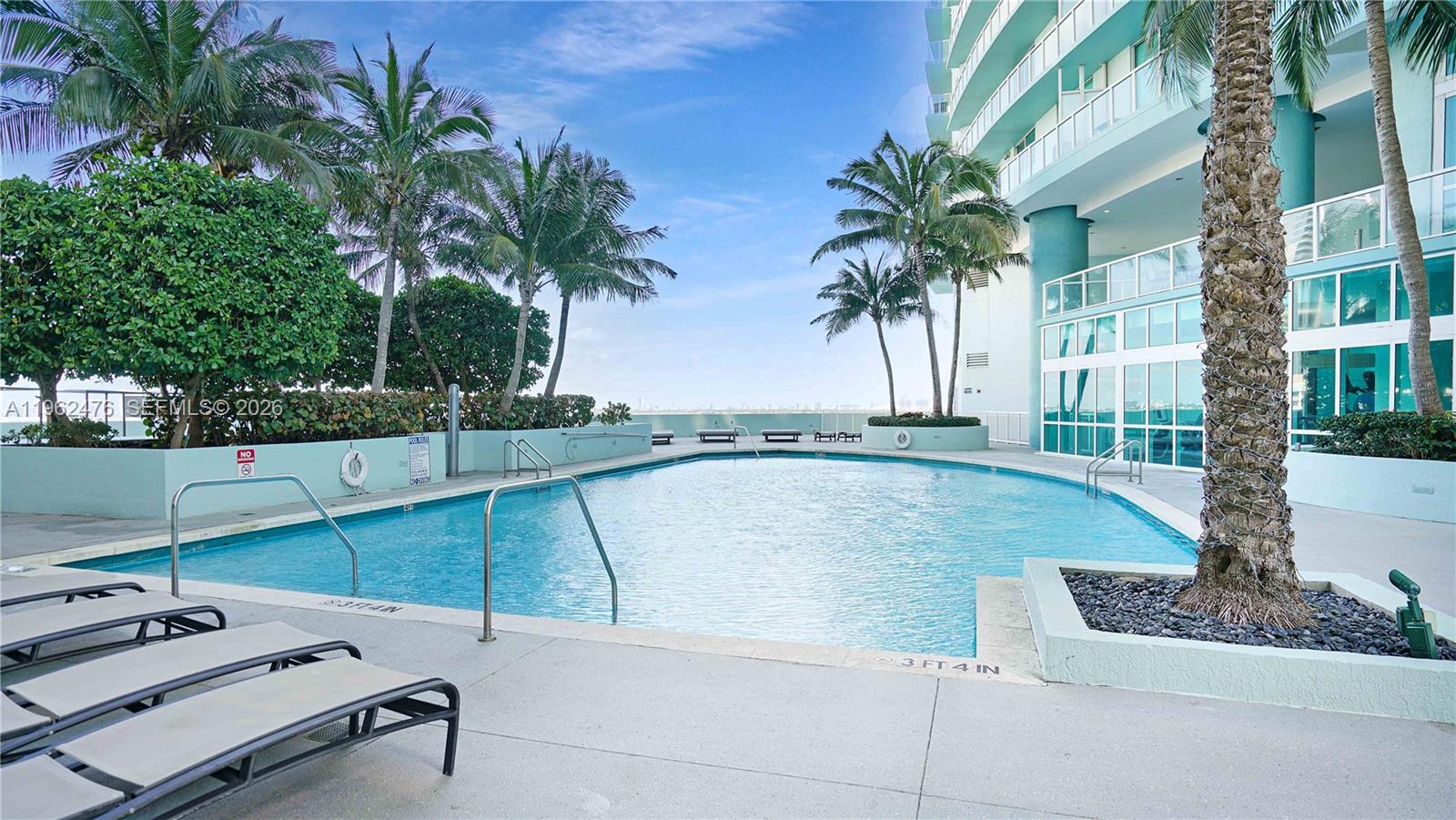 image Quantum on the Bay32