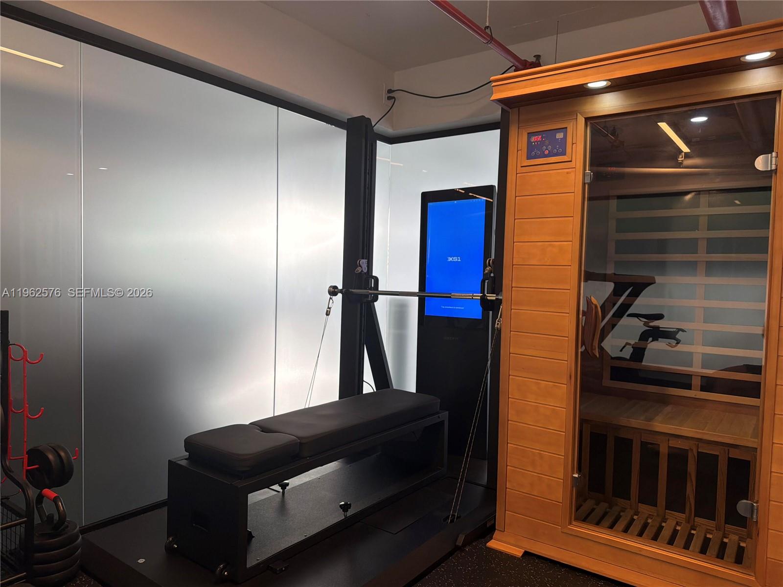 1930 Bay Dr Fith Level Un Miami Beach, FL 33141