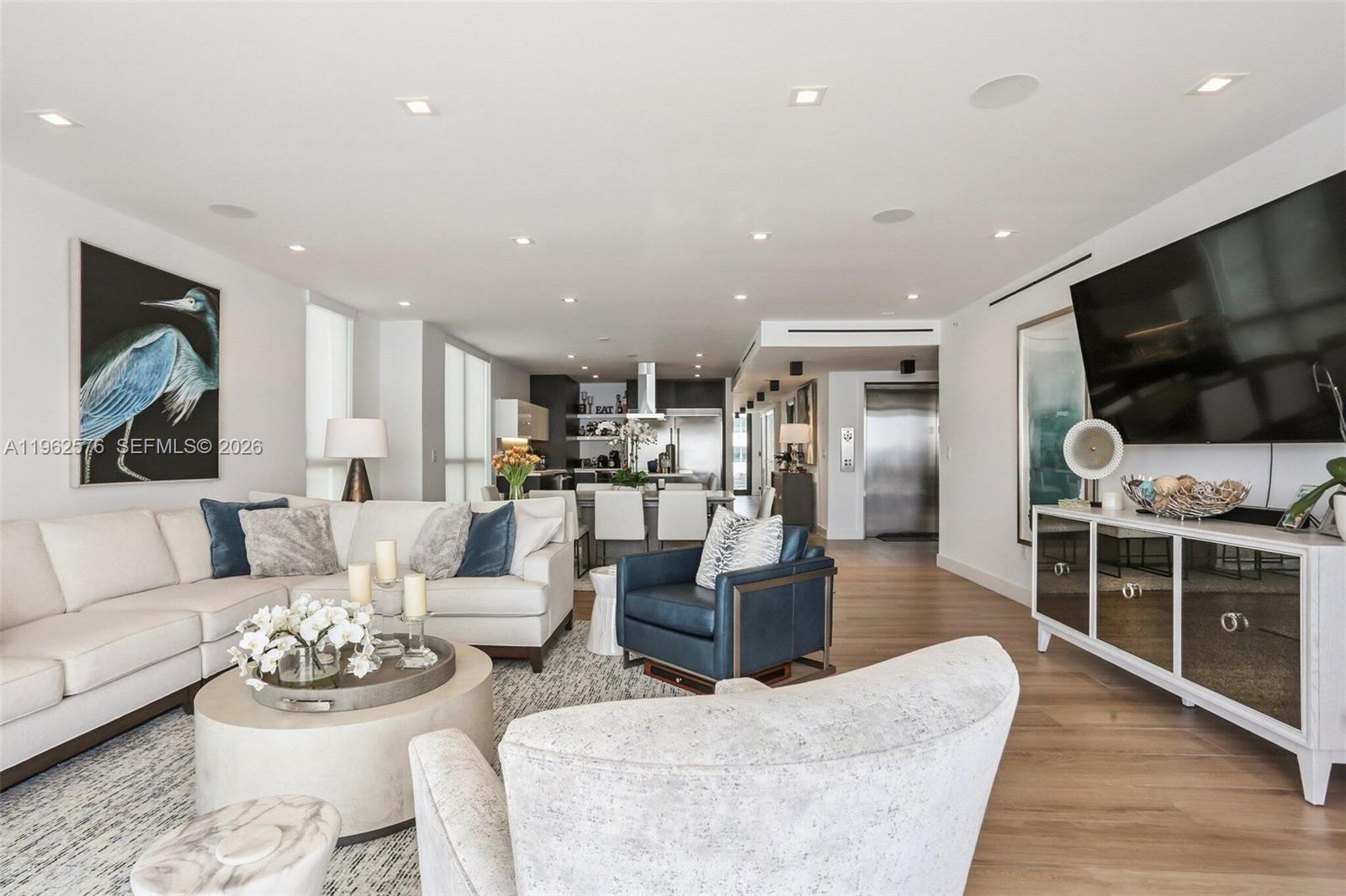 1930 Bay Dr Fith Level Un Miami Beach, FL 33141