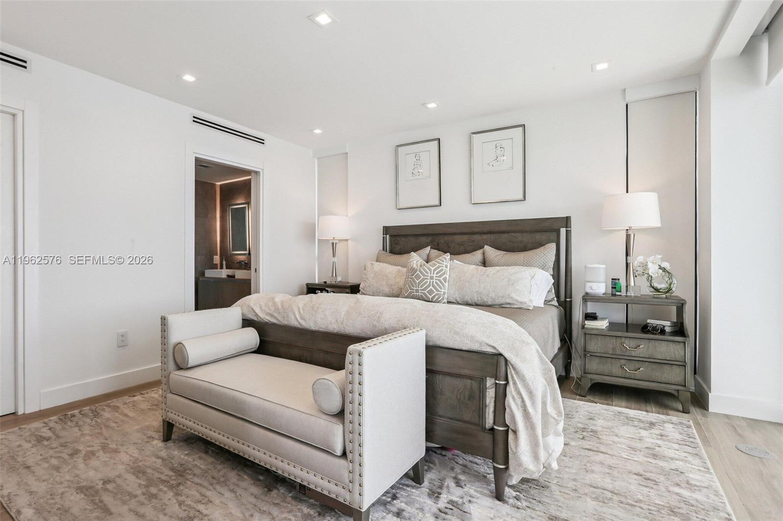 1930 Bay Dr Fith Level Un Miami Beach, FL 33141