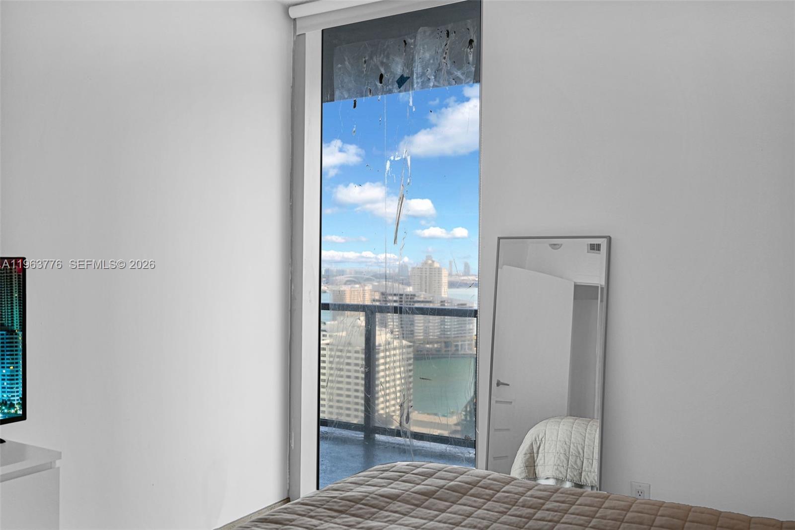 1050 Brickell Ave #2910 Miami, FL 33131