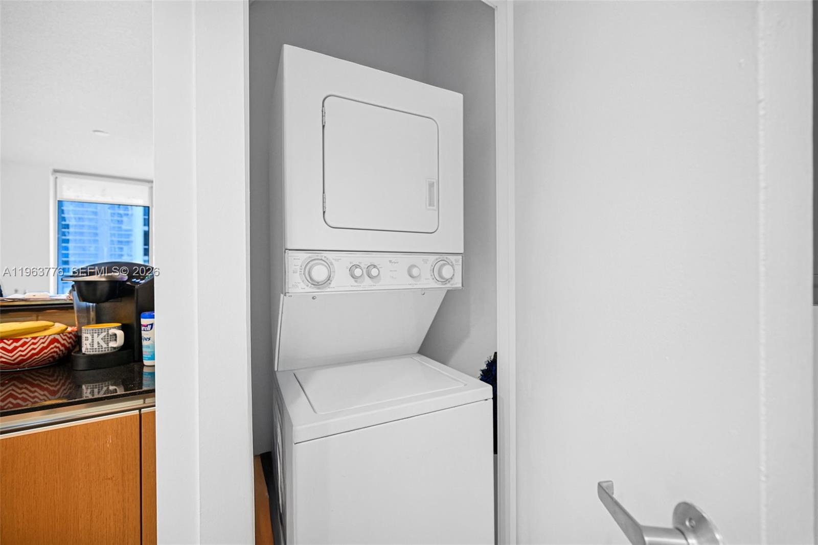 1050 Brickell Ave #2910 Miami, FL 33131