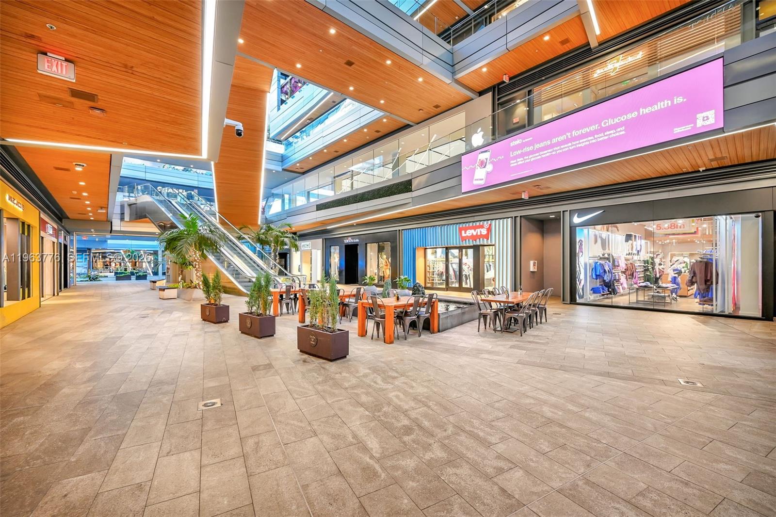 1050 Brickell Ave #2910 Miami, FL 33131