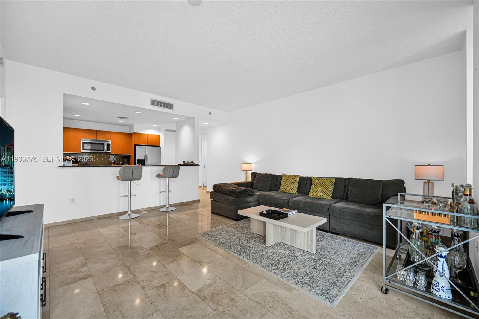 1050 Brickell Ave #2910 Miami, FL 33131