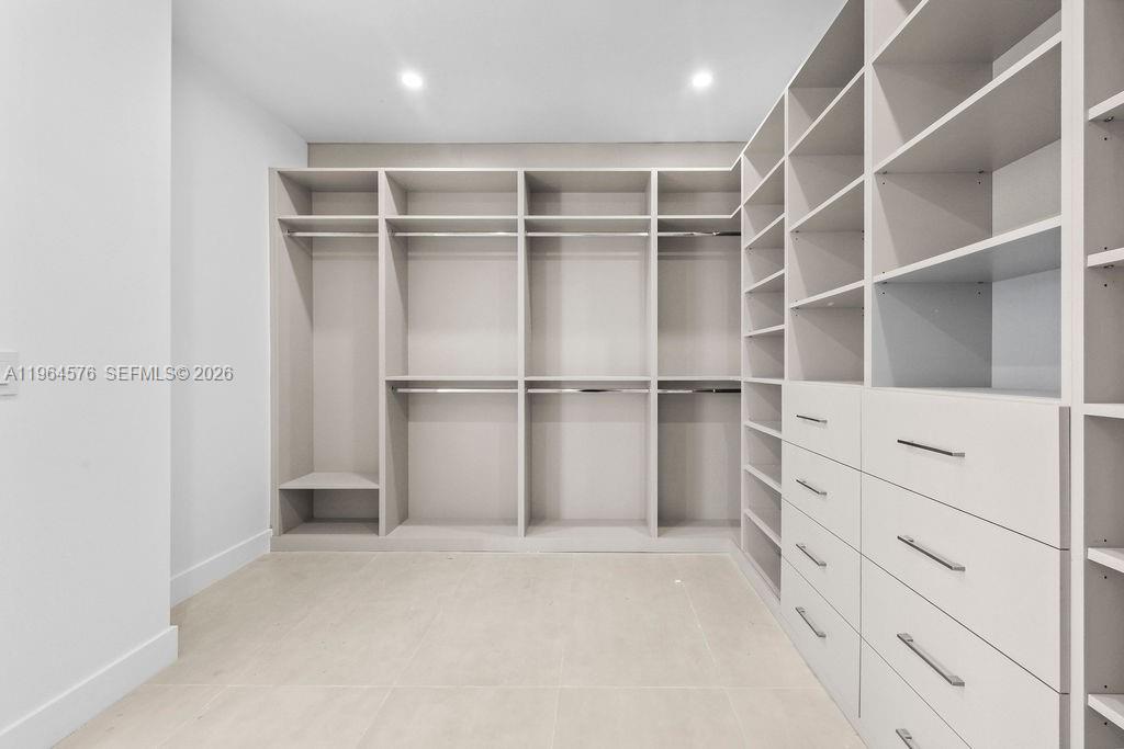 1337 NE 13th Ave Fort Lauderdale, FL 33304