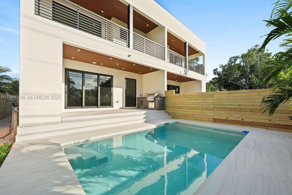 1337 NE 13th Ave Fort Lauderdale, FL 33304