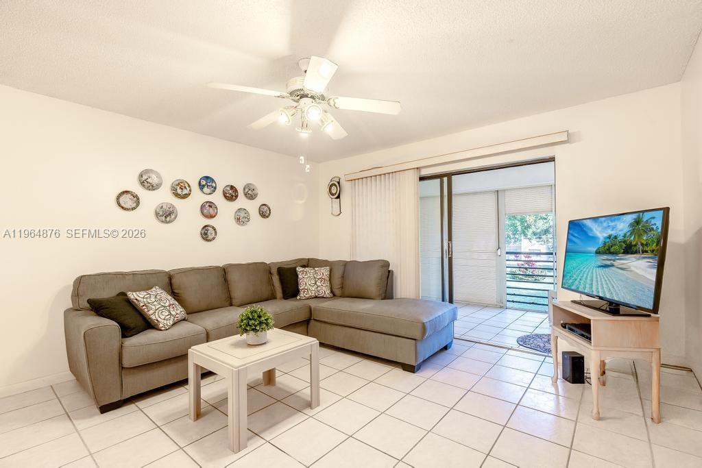 250 Gate Rd #257 Hollywood, FL 33024